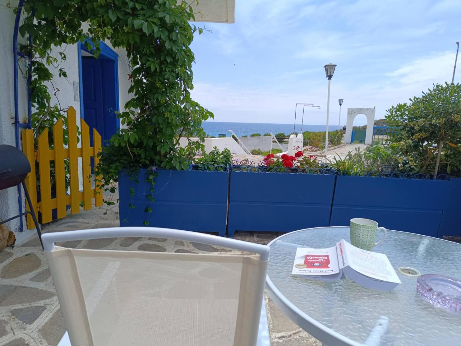 Villa Right Across The Sea Nea Kallikrateia Exterior foto